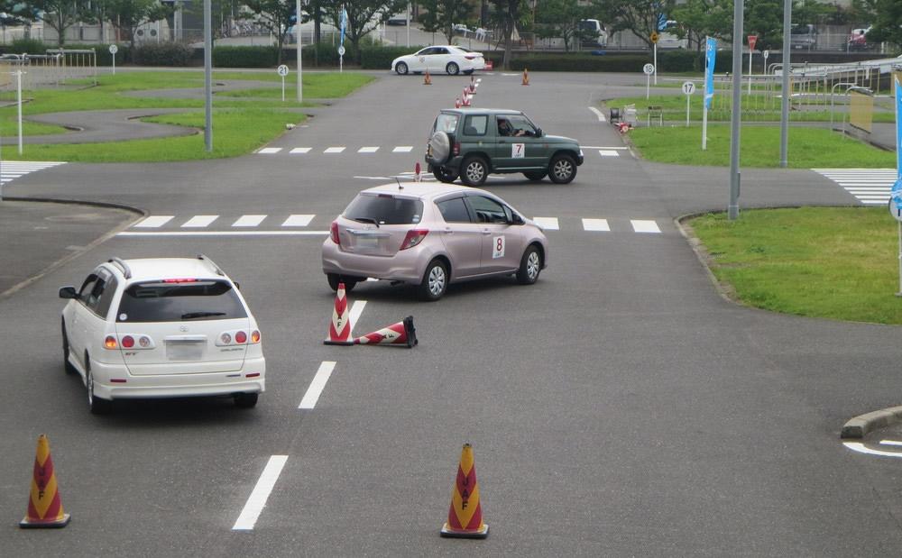 試験場 免許 福岡 運転 自動車 福岡県警察 運転免許証の更新手続